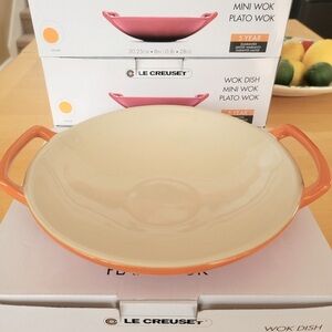 Le Creuset Orange and Cream Mini Wok-Plato Wok